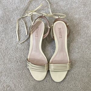 Schultz cream ankle wrap block heel sandals 8 B
